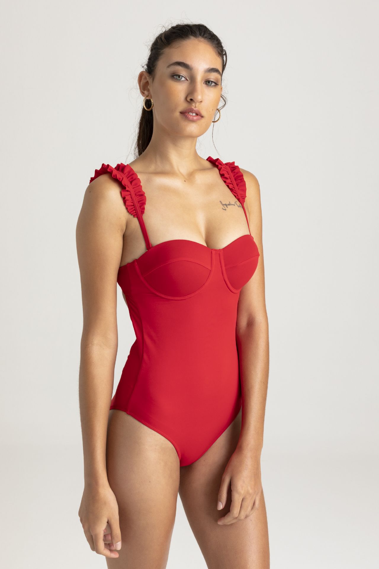 RUFFLED ONE PIECE RED